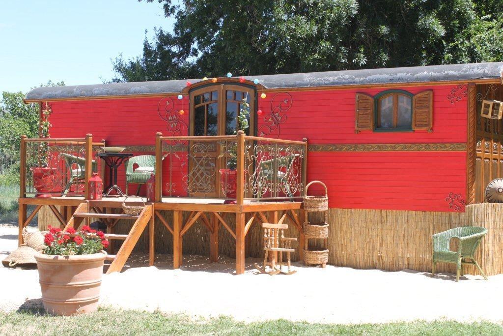 La Roulotte "Les Saintes" Bed & Breakfast Ngoại thất bức ảnh